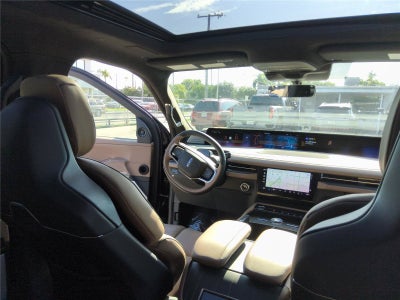 2027 Lincoln Navigator L