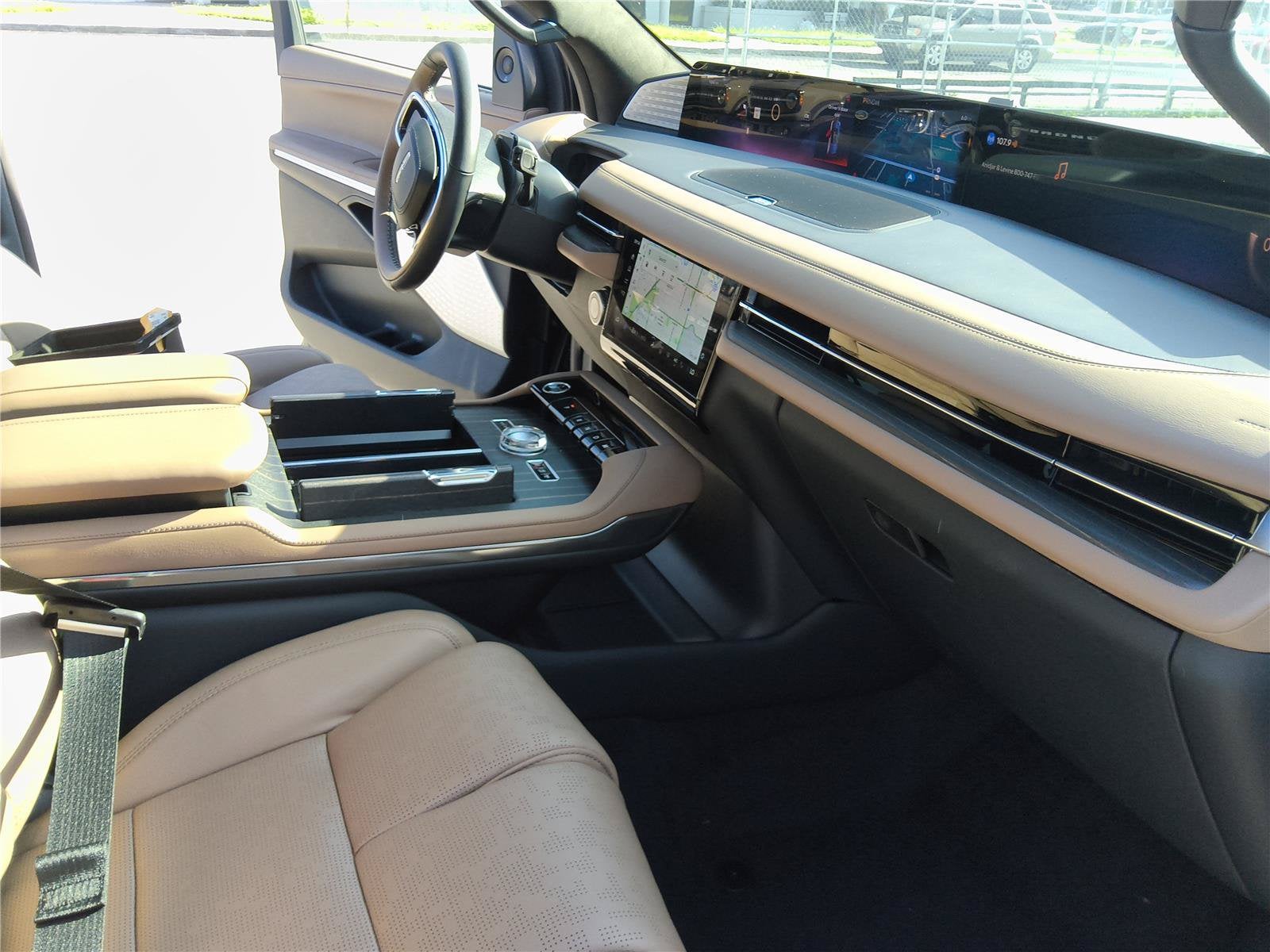 2027 Lincoln Navigator L