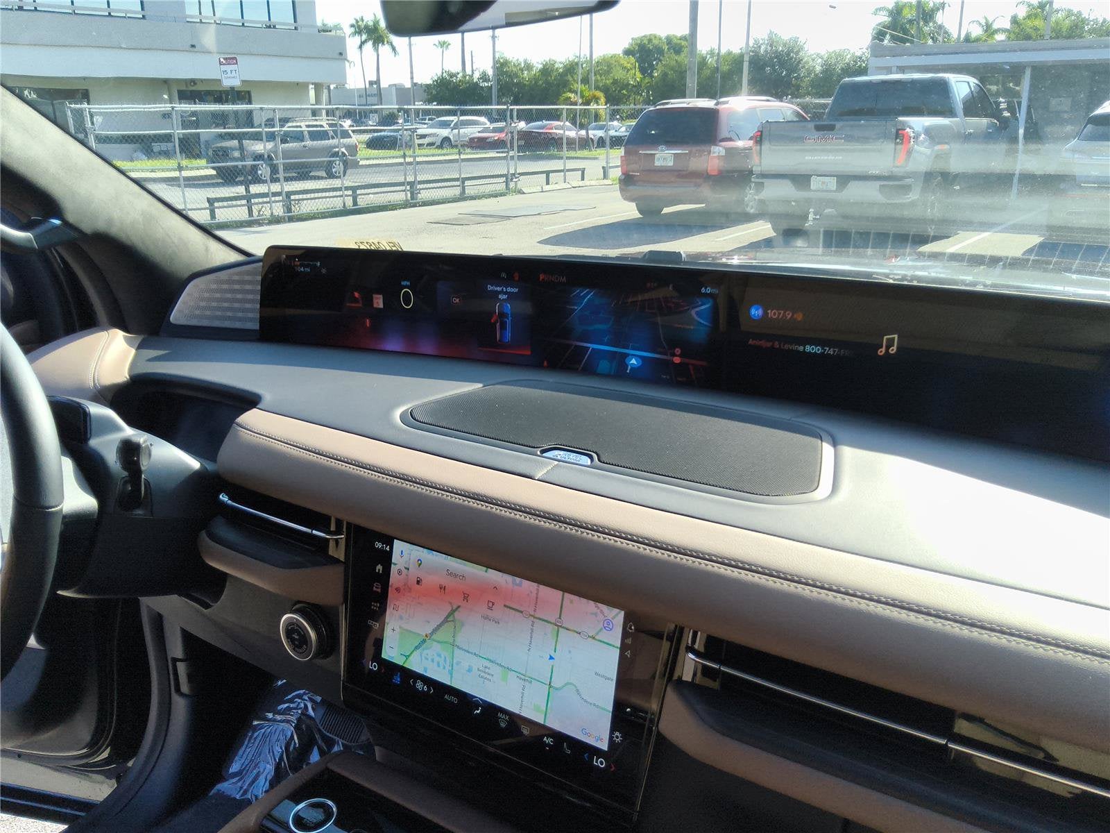2027 Lincoln Navigator L