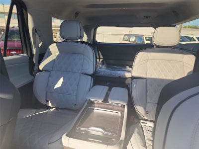 2025 Lincoln Navigator L