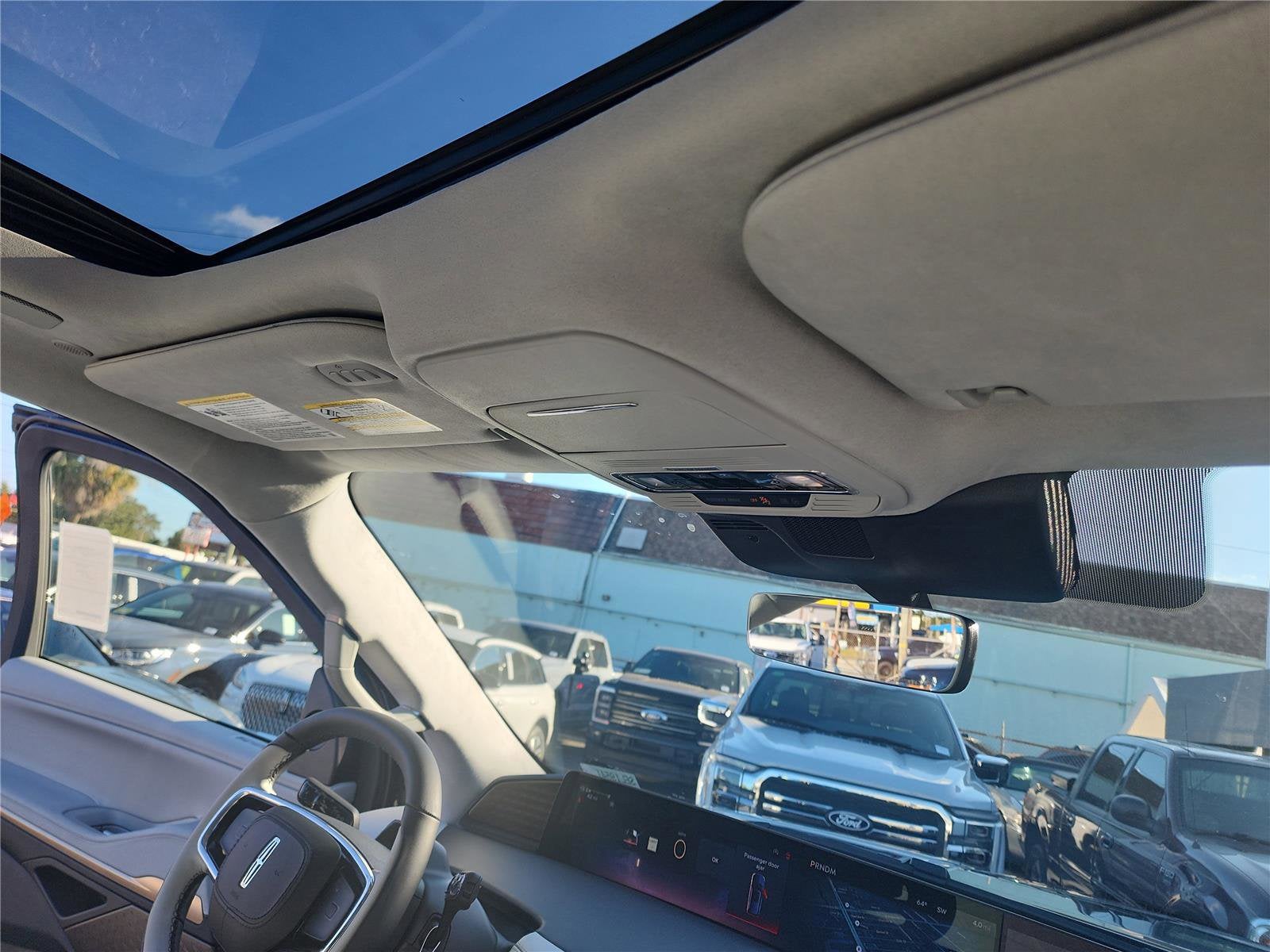 2025 Lincoln Navigator L