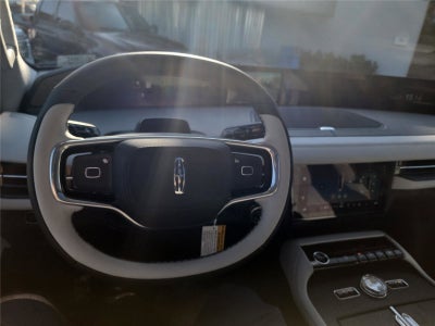 2025 Lincoln Navigator L