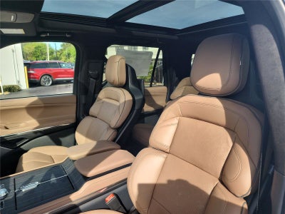 2025 Lincoln Navigator L
