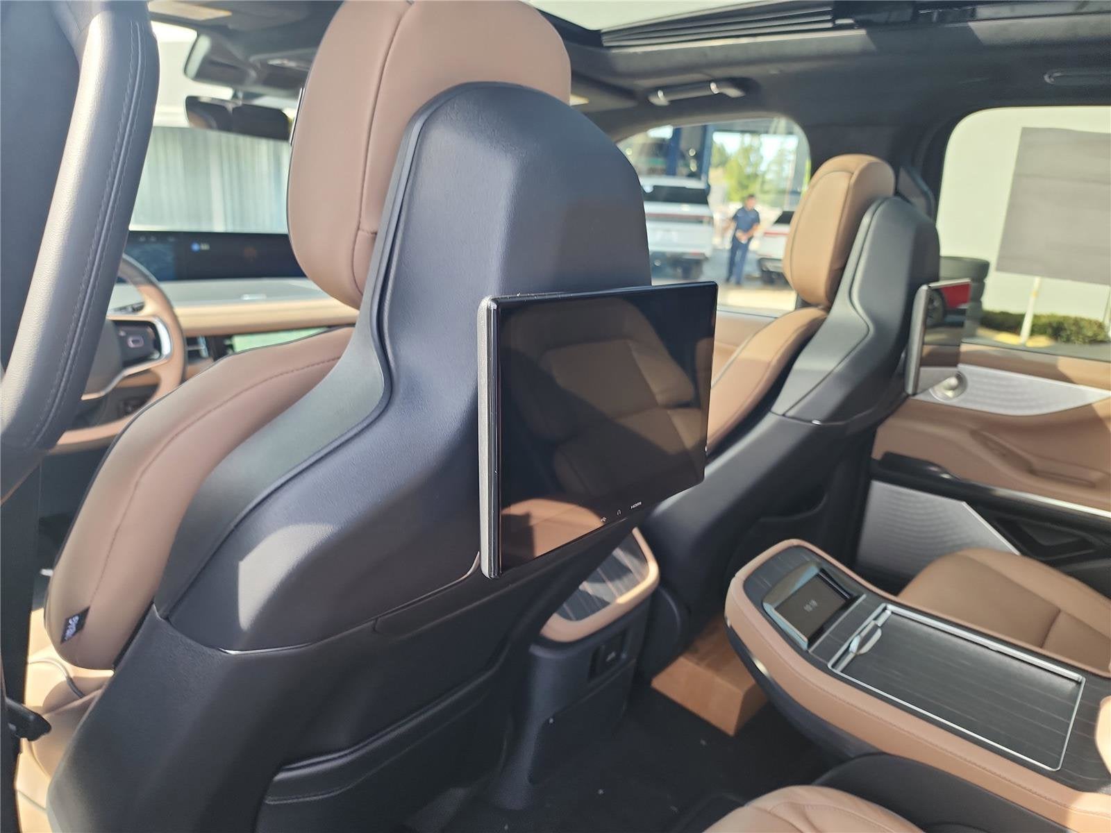 2025 Lincoln Navigator L