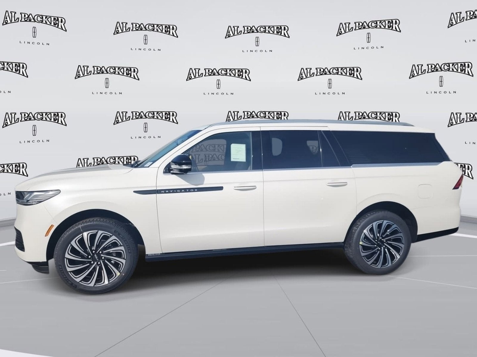 2025 Lincoln Navigator L
