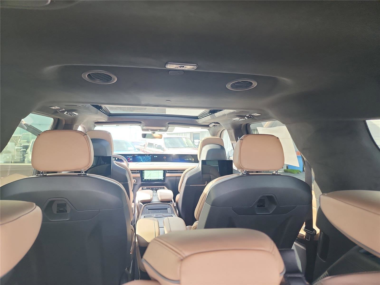 2025 Lincoln Navigator L