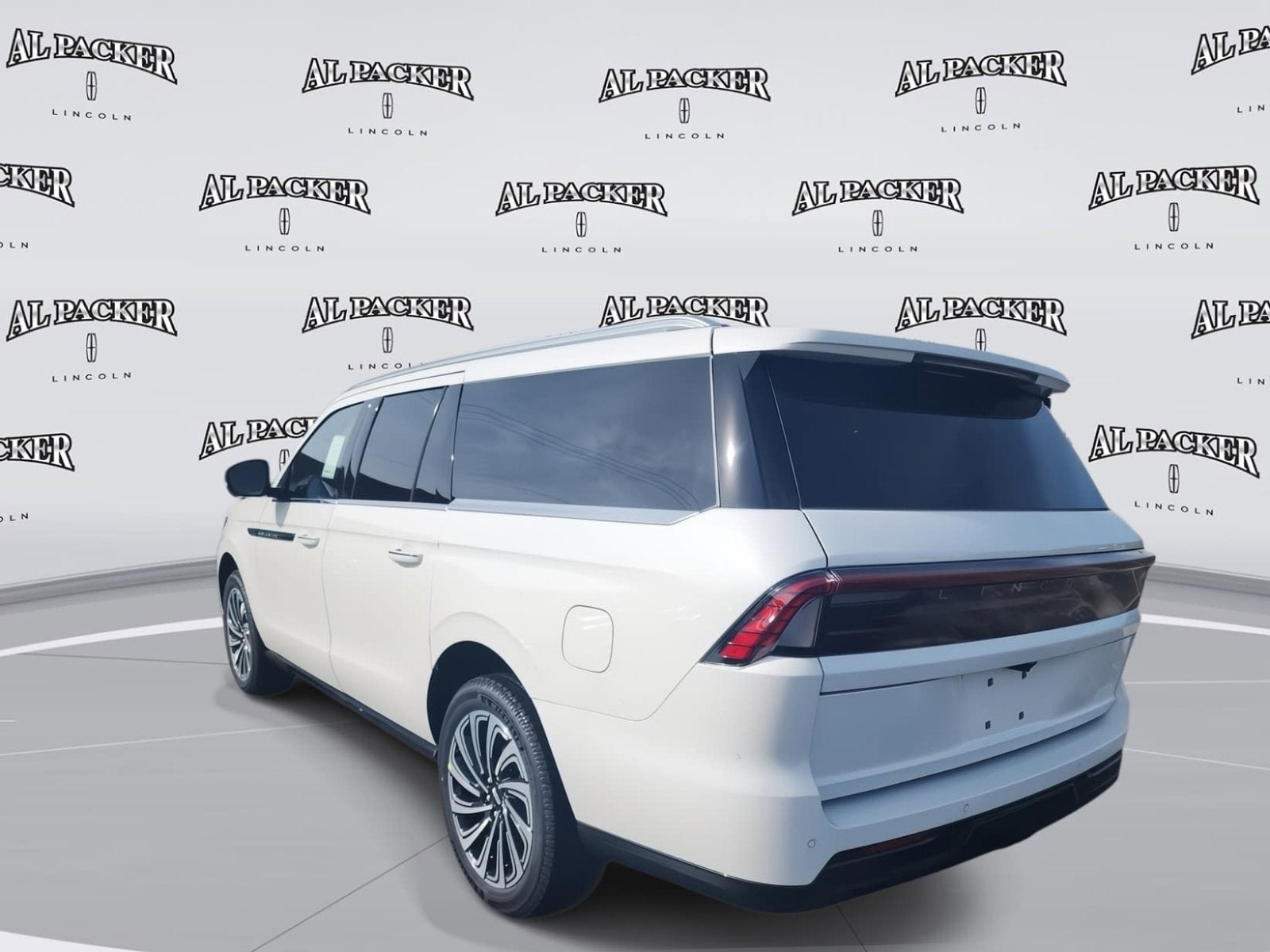 2025 Lincoln Navigator L