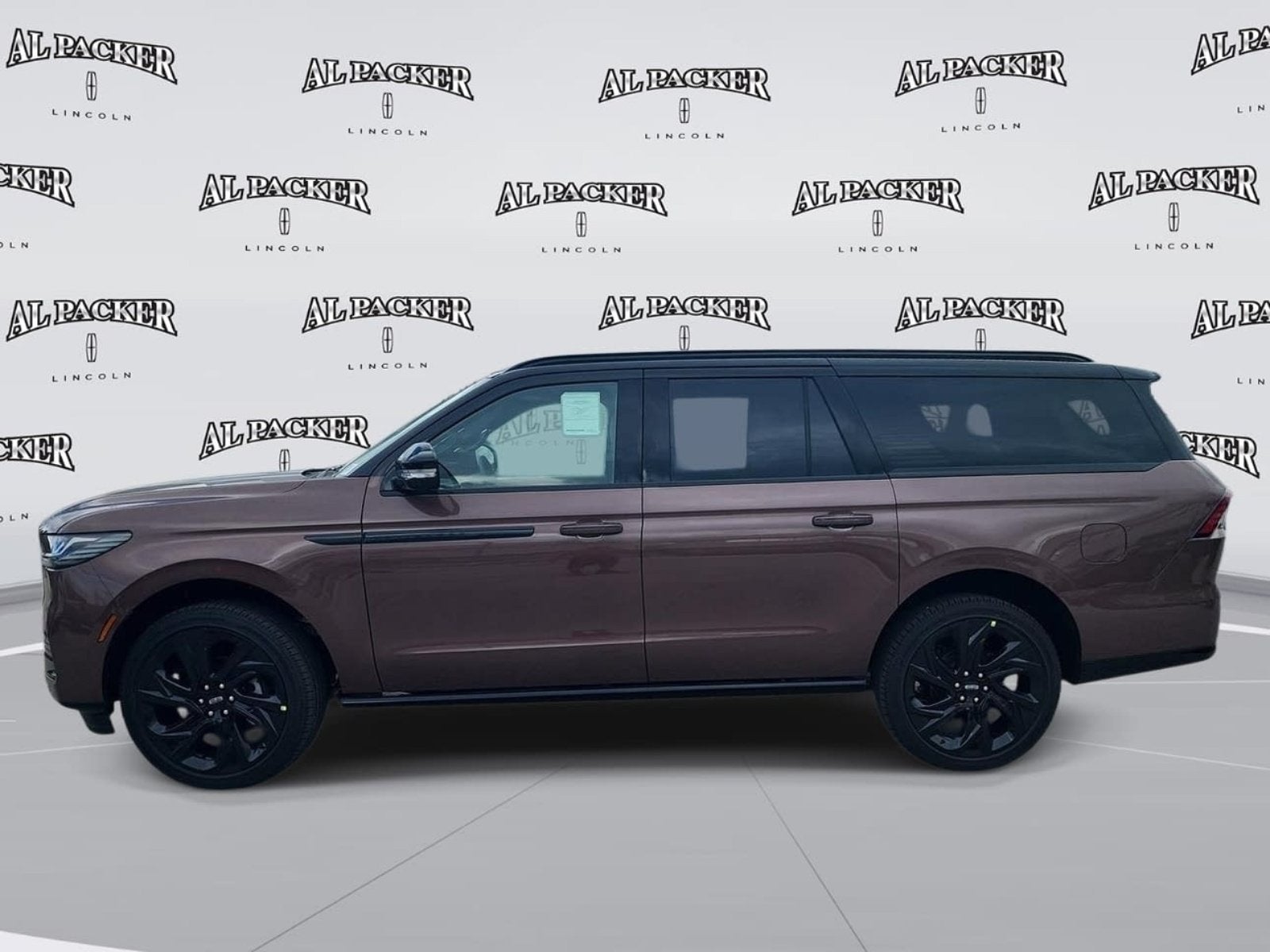 2027 Lincoln Navigator L