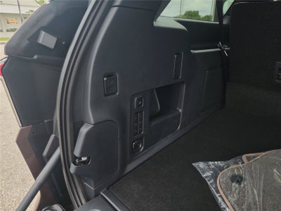2027 Lincoln Navigator L