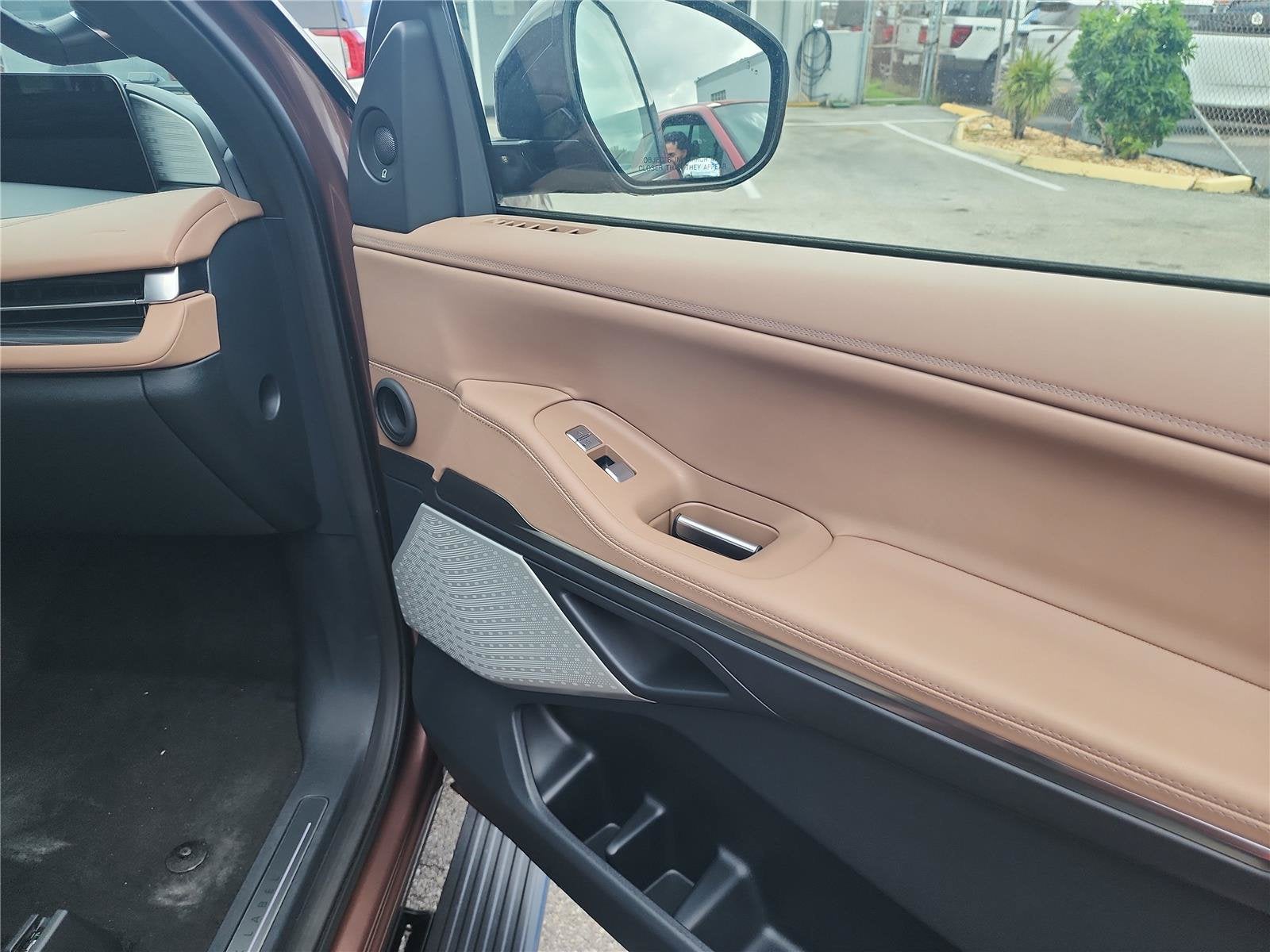 2027 Lincoln Navigator L