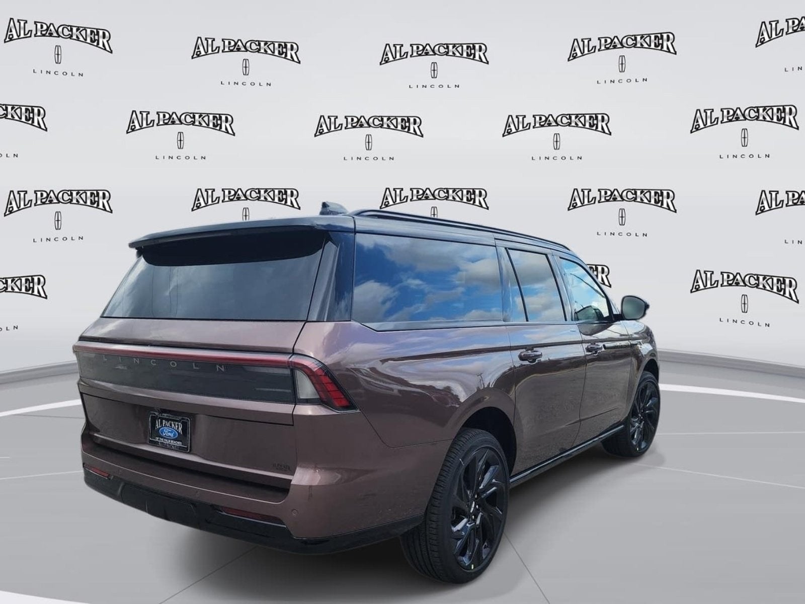 2027 Lincoln Navigator L