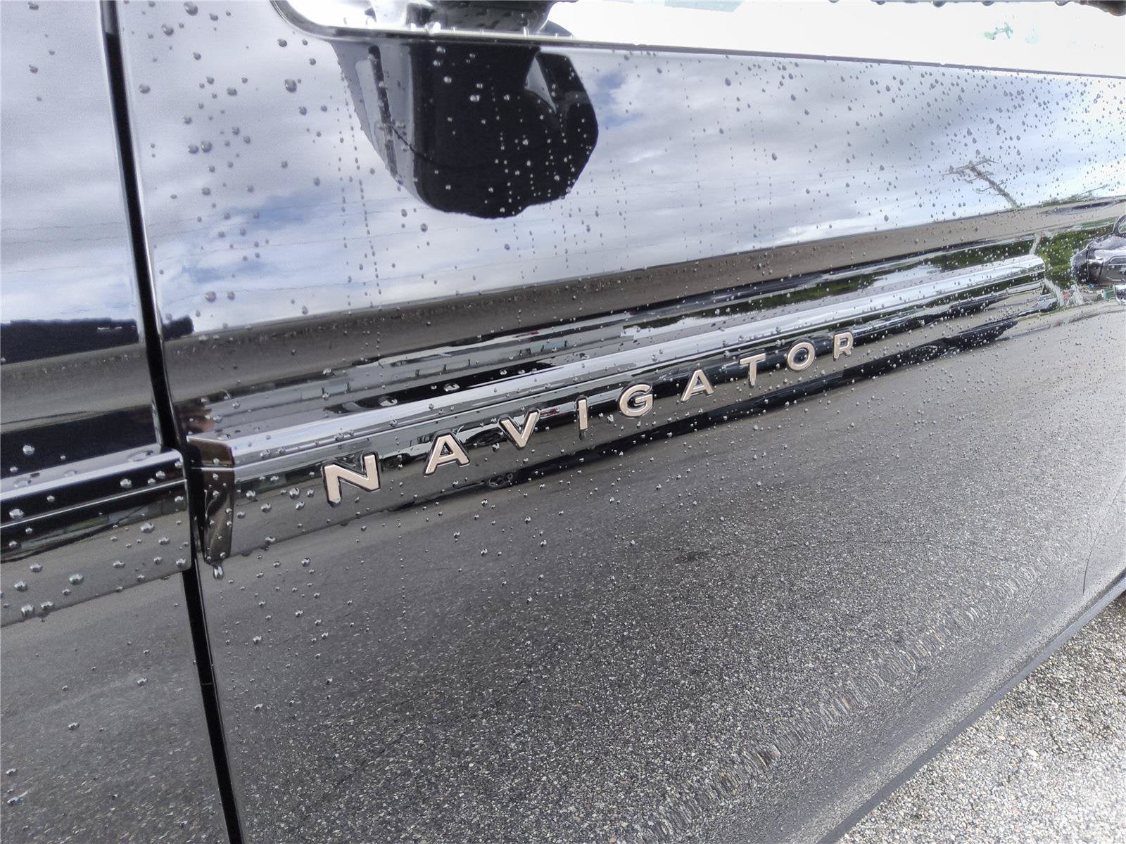 2027 Lincoln Navigator L