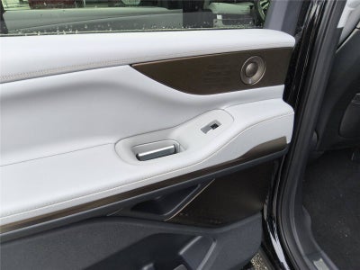 2027 Lincoln Navigator L