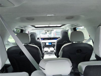 2027 Lincoln Navigator L