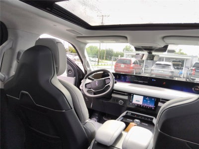 2027 Lincoln Navigator L