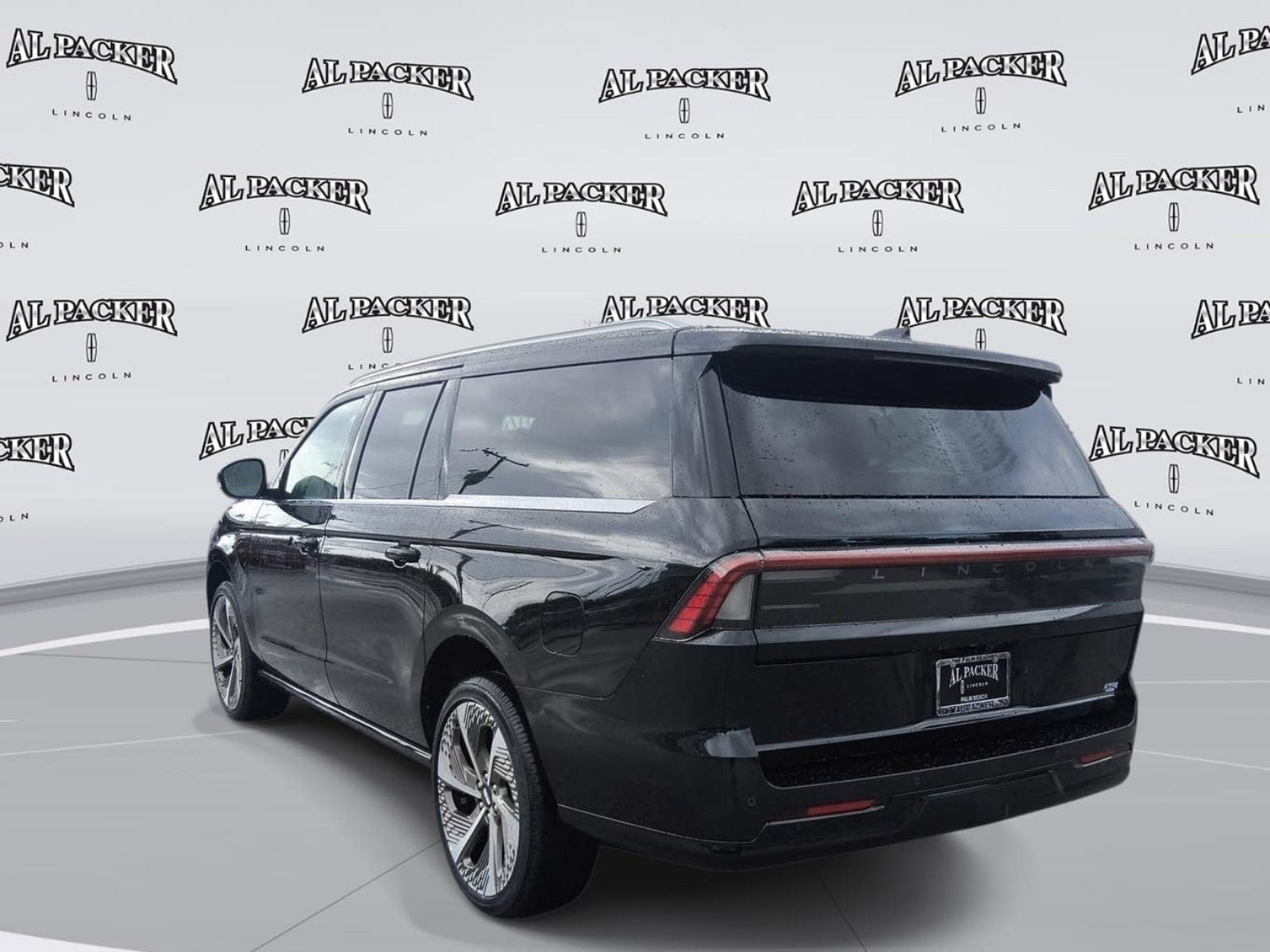 2027 Lincoln Navigator L