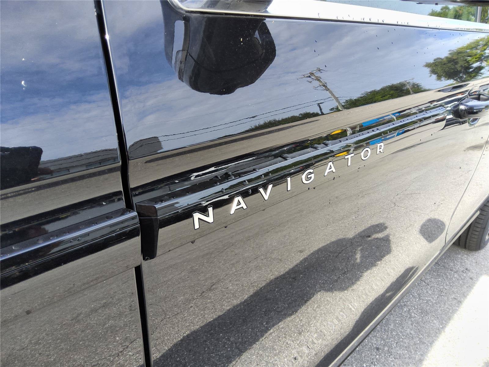 2027 Lincoln Navigator L