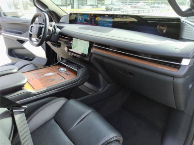 2027 Lincoln Navigator L
