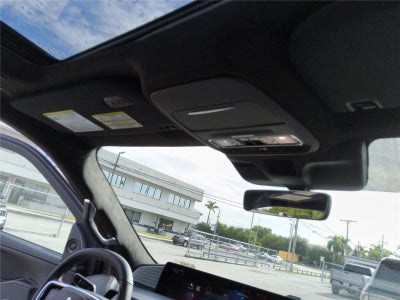 2027 Lincoln Navigator L