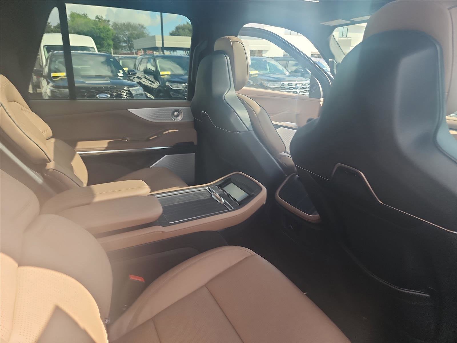 2026 Lincoln Navigator L