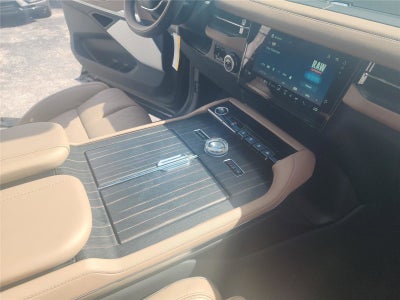 2026 Lincoln Navigator L