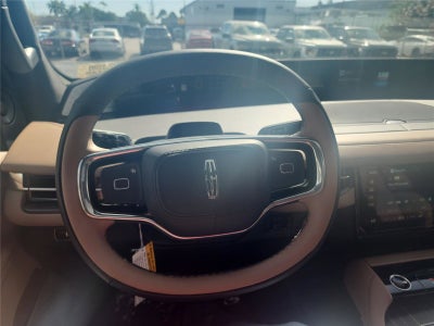 2026 Lincoln Navigator L