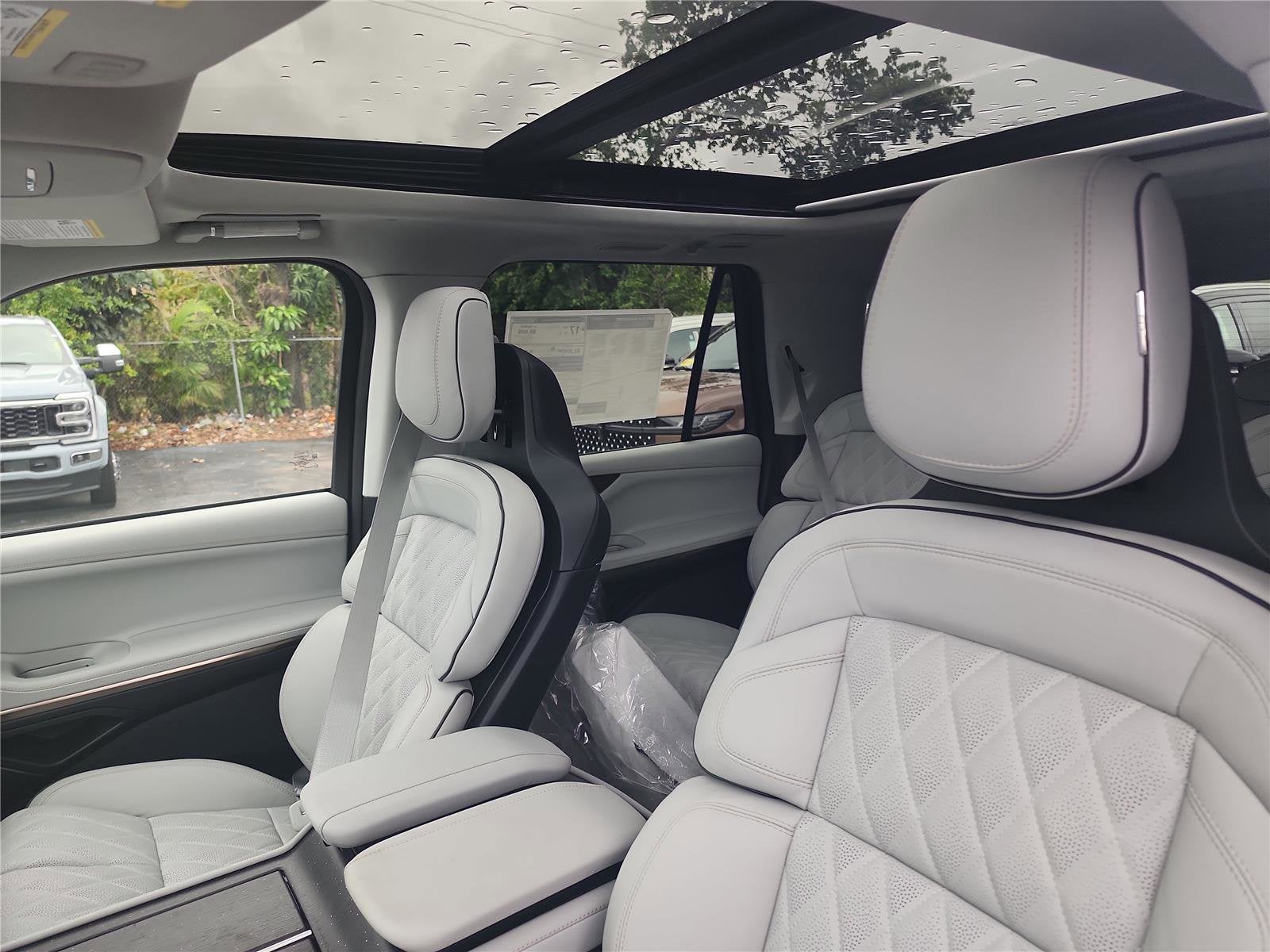 2026 Lincoln Navigator L