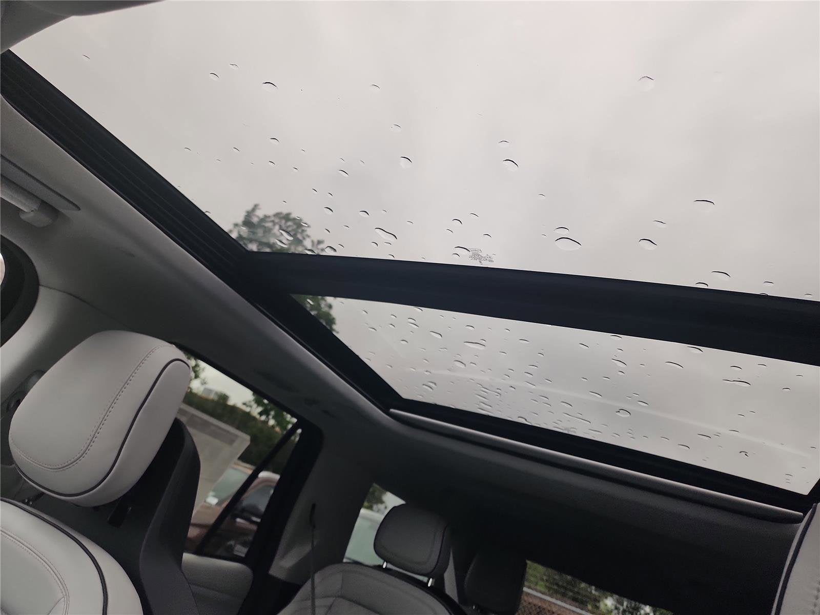 2026 Lincoln Navigator L