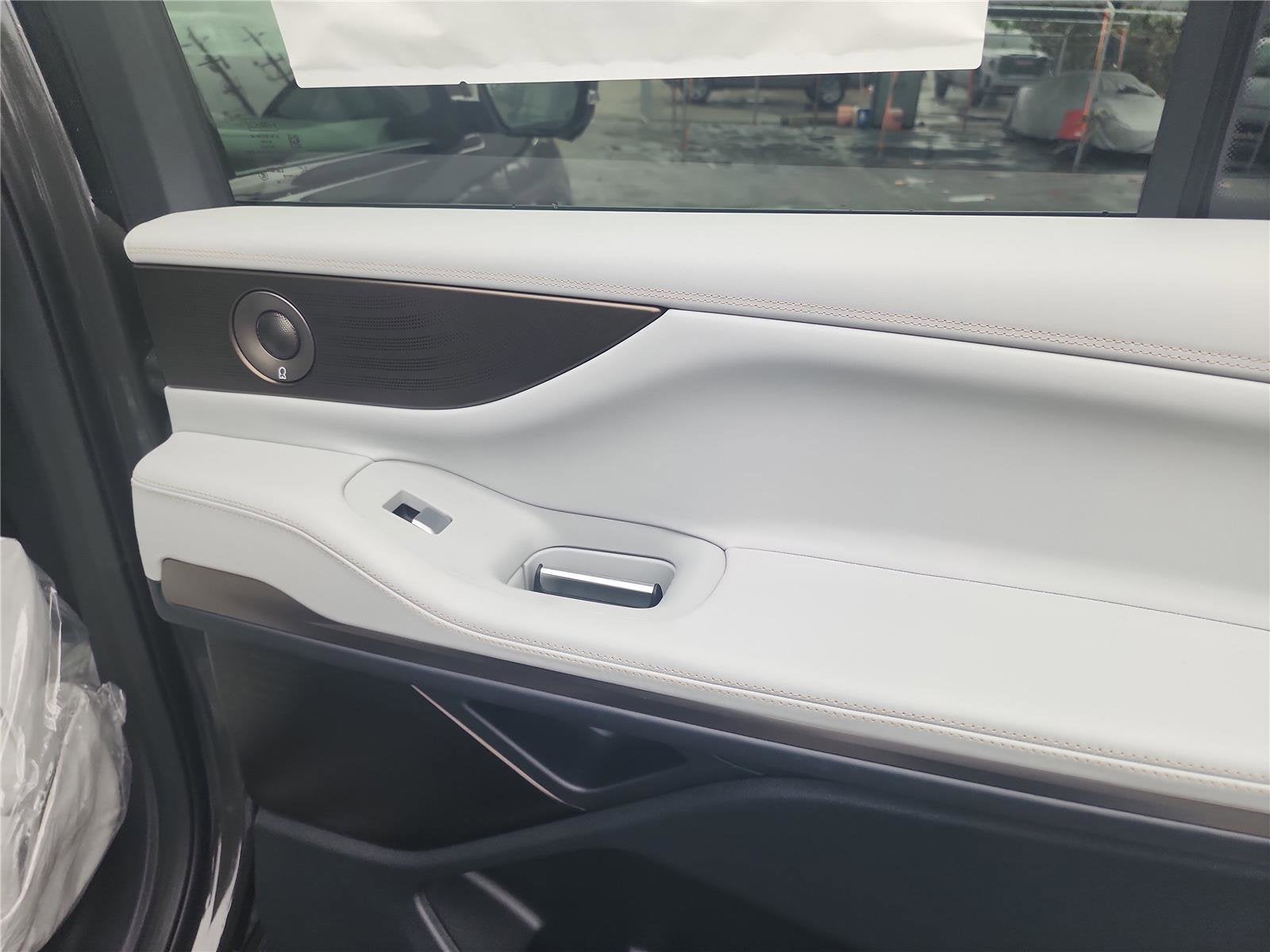 2026 Lincoln Navigator L