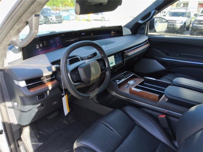 2027 Lincoln Navigator L