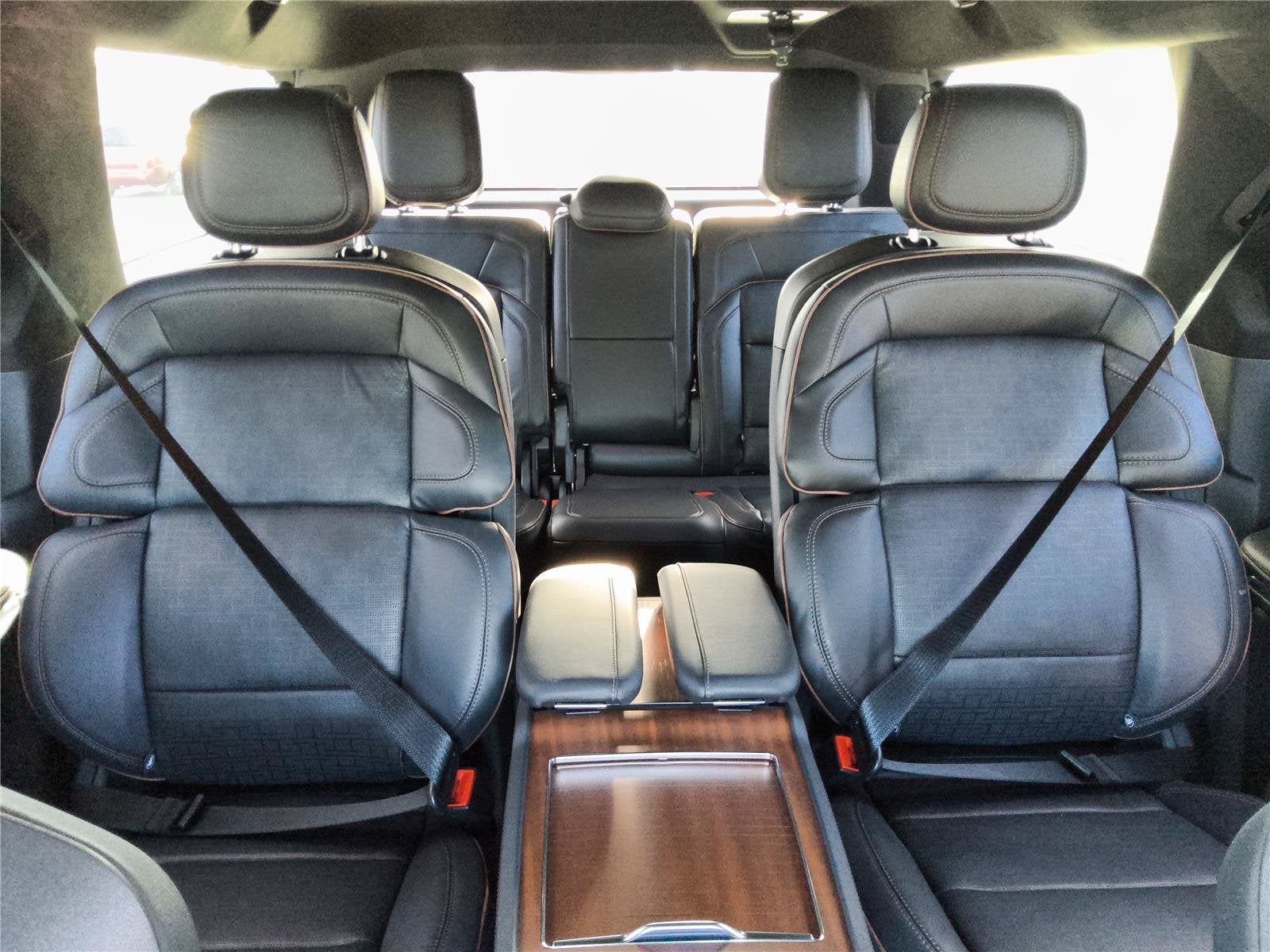 2027 Lincoln Navigator L