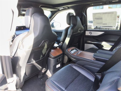 2027 Lincoln Navigator L