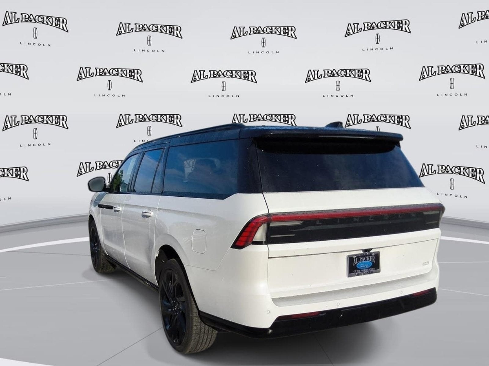 2027 Lincoln Navigator L
