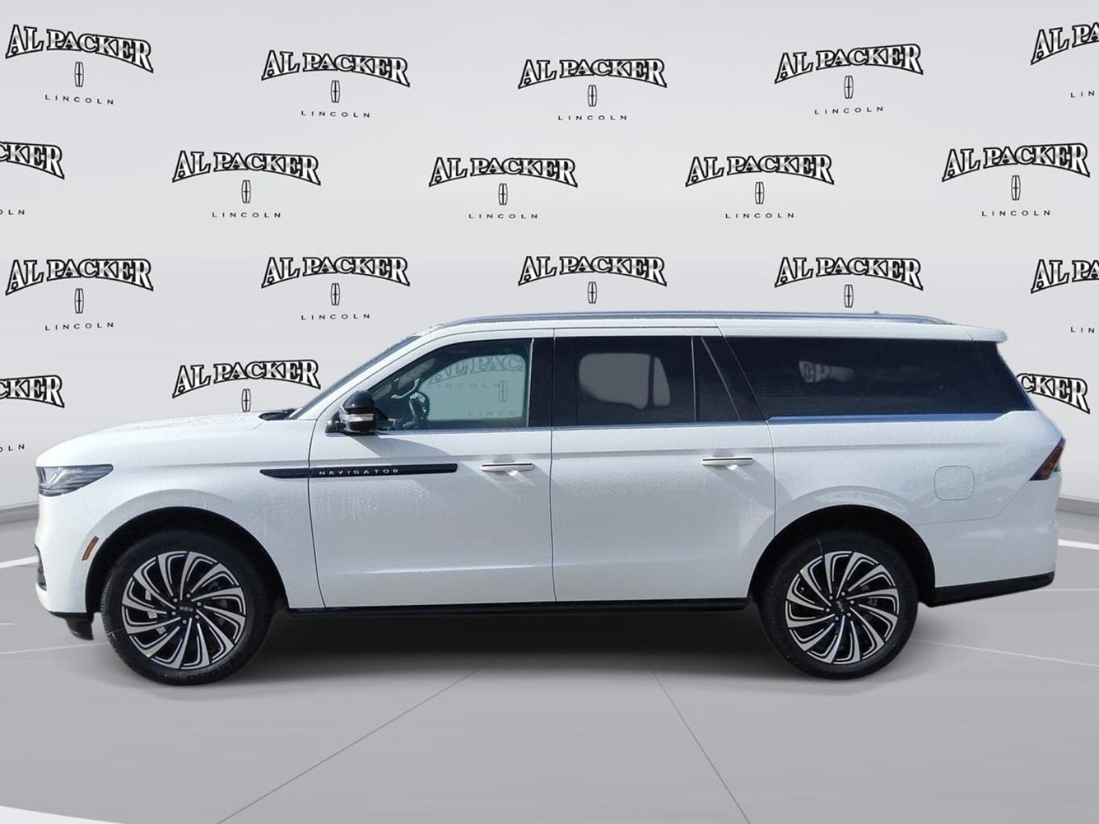 2027 Lincoln Navigator L