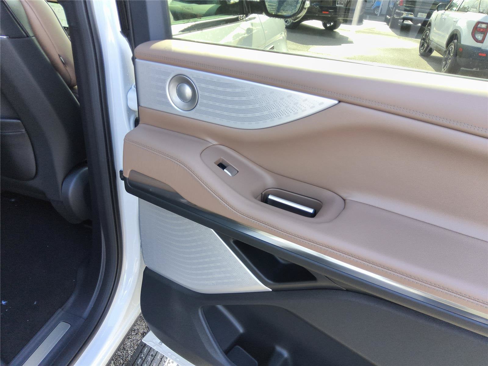 2027 Lincoln Navigator L