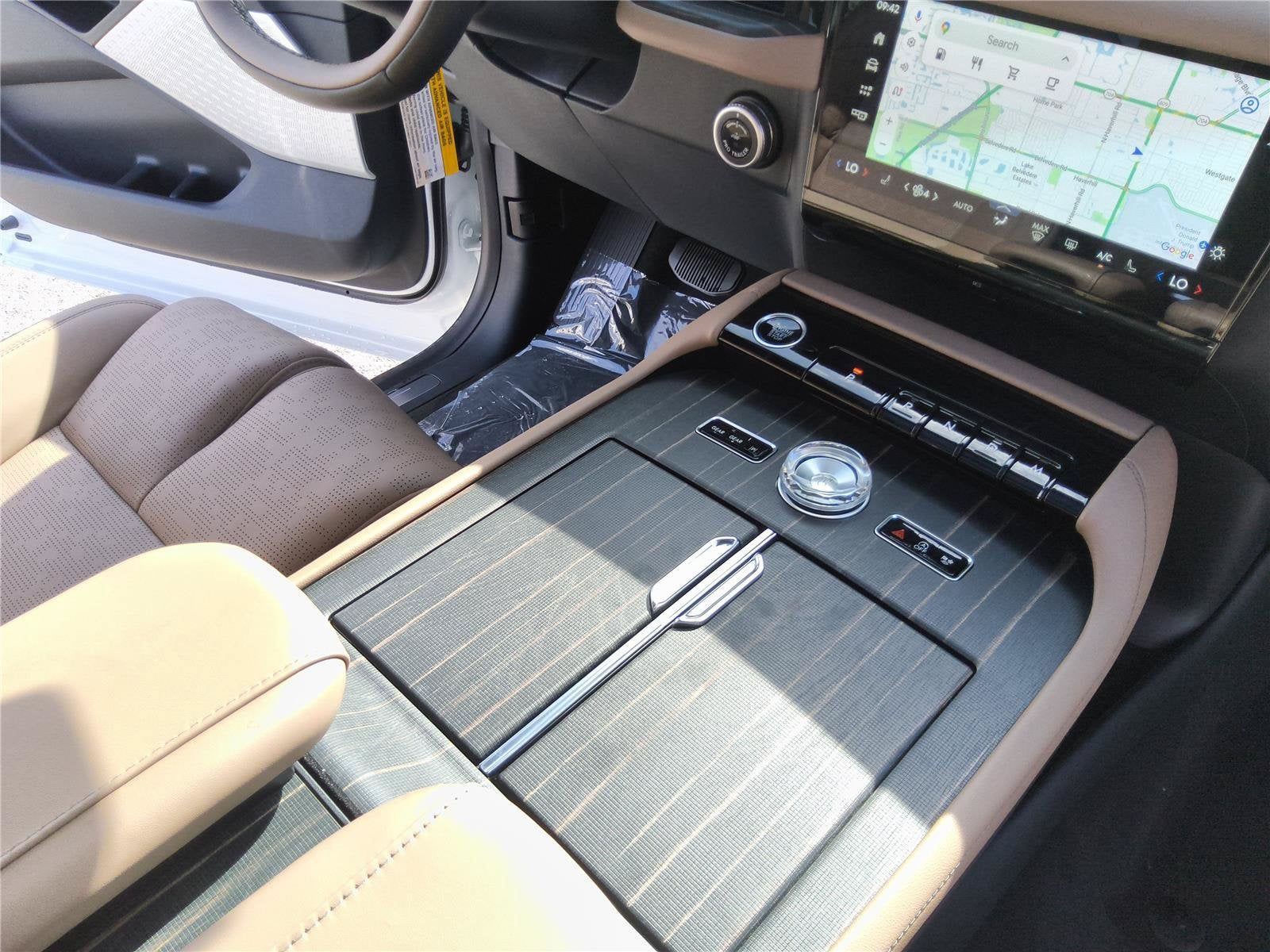 2027 Lincoln Navigator L