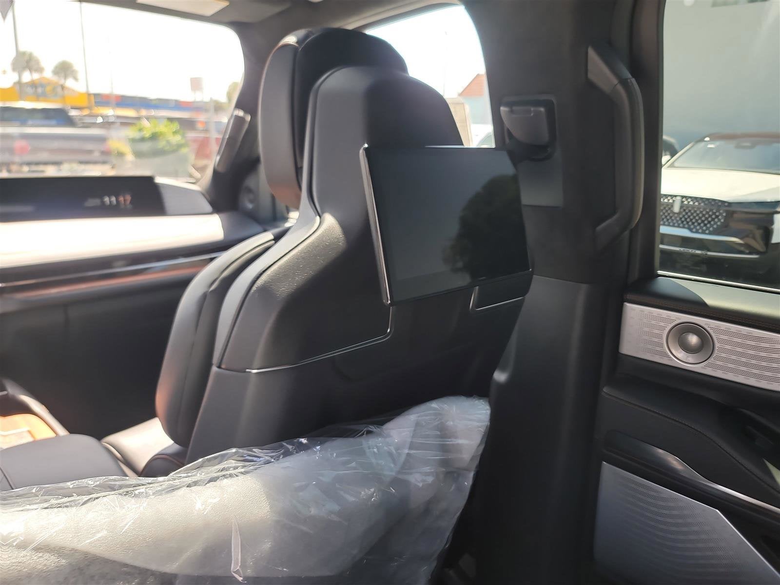 2025 Lincoln Navigator L