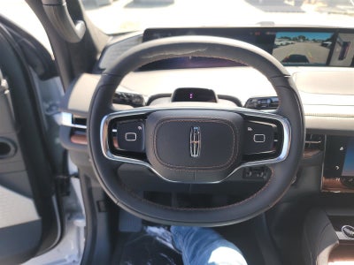 2025 Lincoln Navigator L