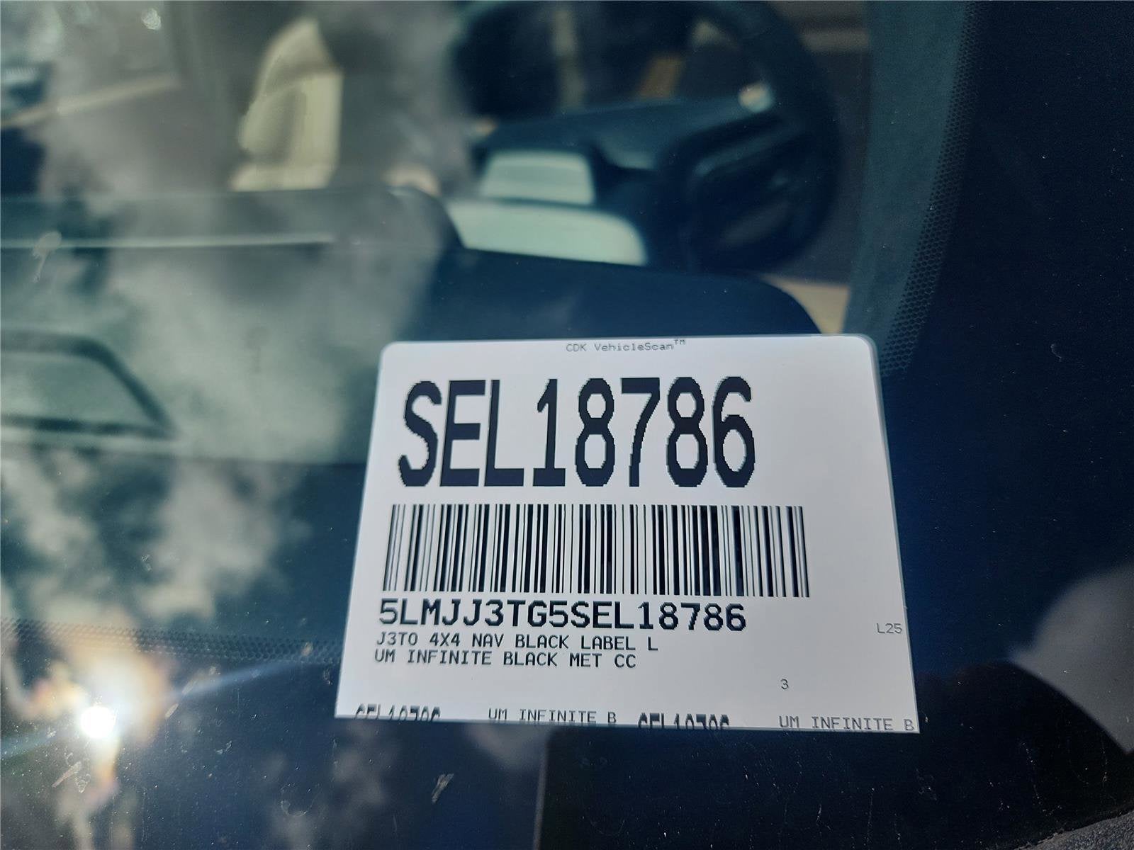 2025 Lincoln Navigator L