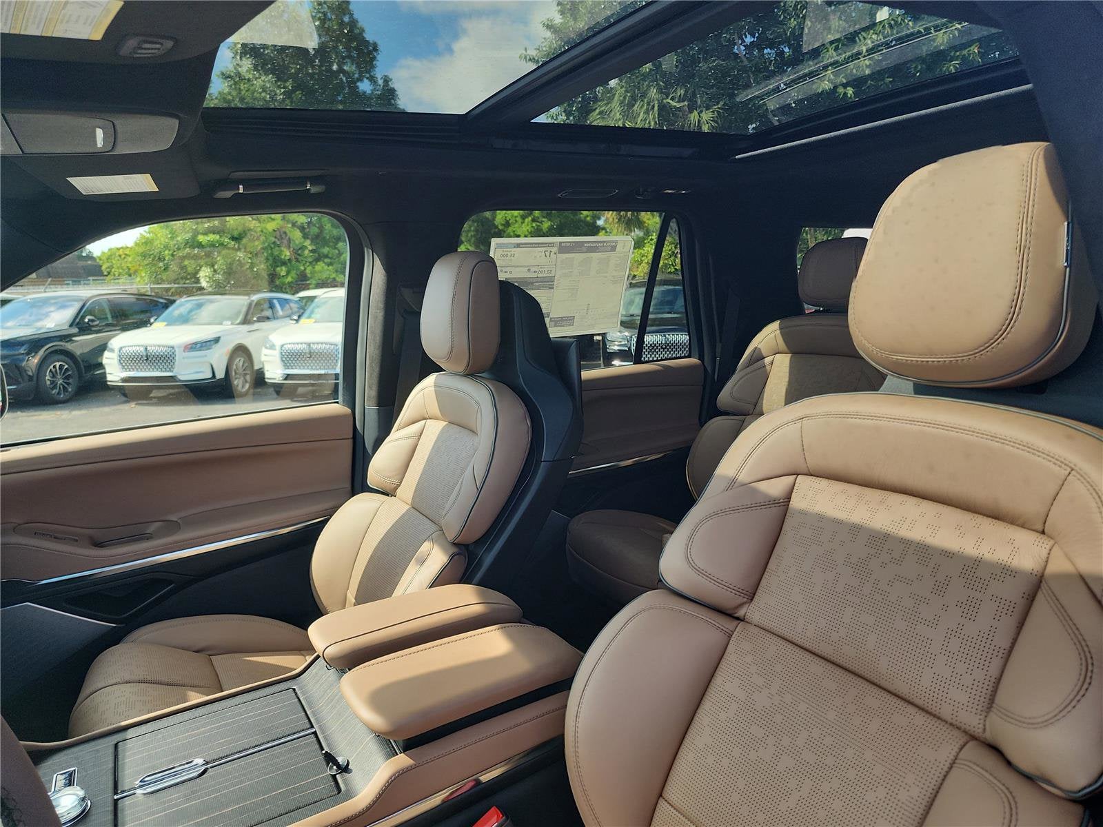 2025 Lincoln Navigator L