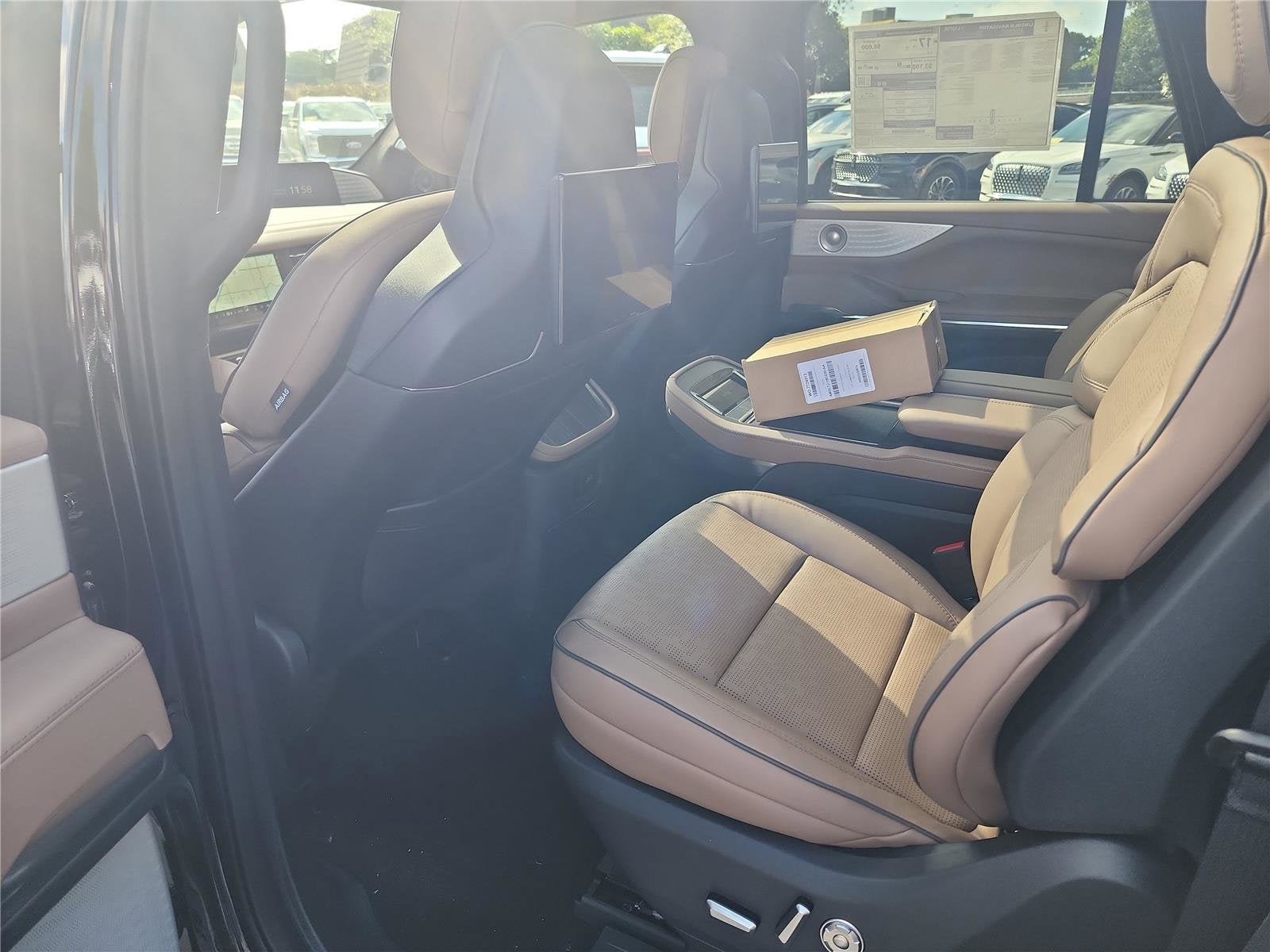 2025 Lincoln Navigator L