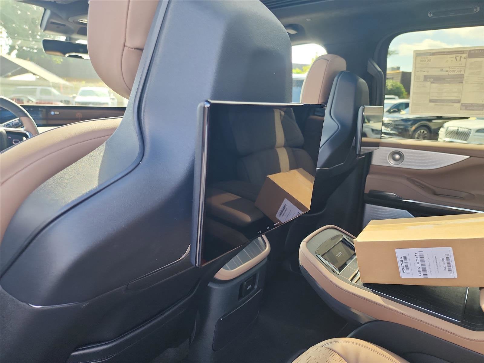 2025 Lincoln Navigator L