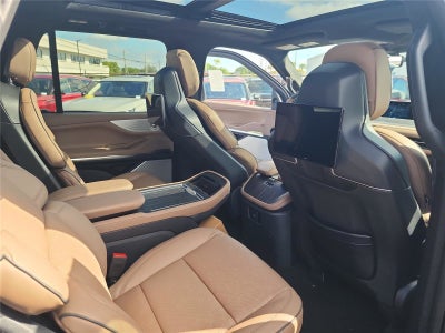 2025 Lincoln Navigator L