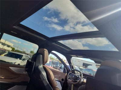 2025 Lincoln Navigator L