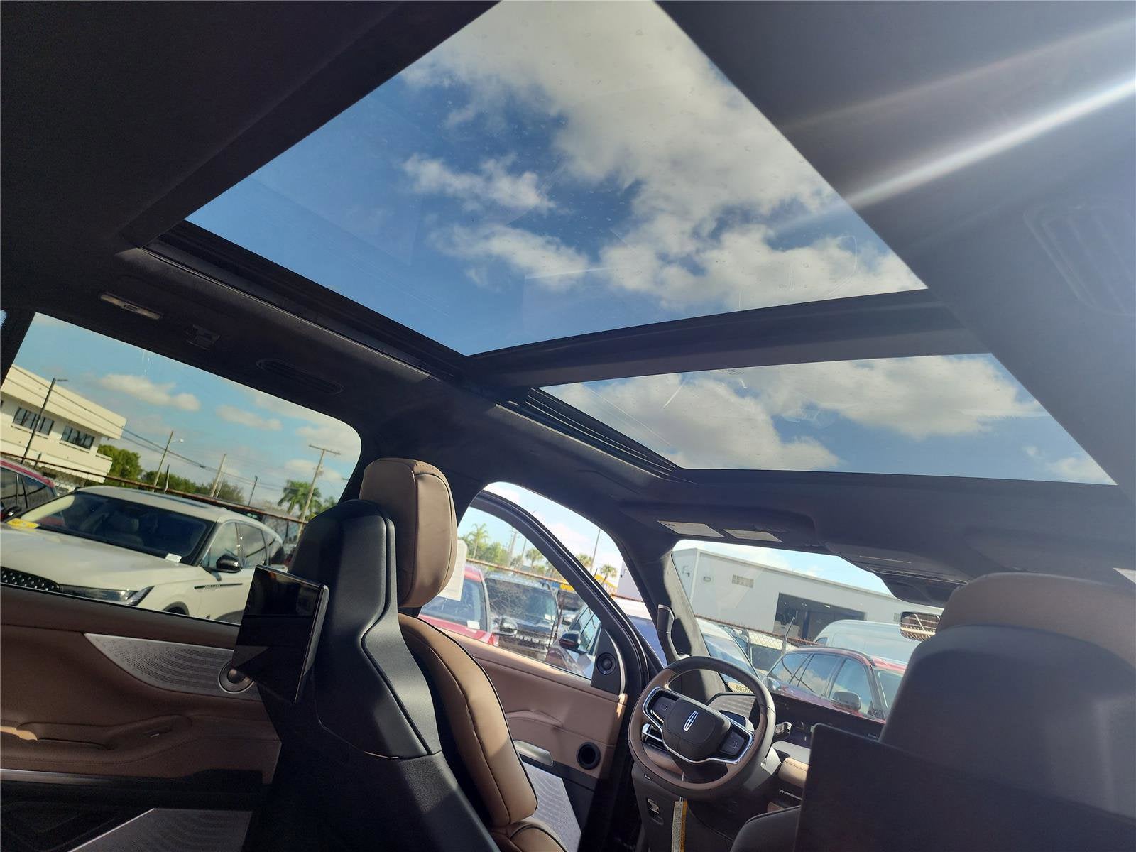 2025 Lincoln Navigator L