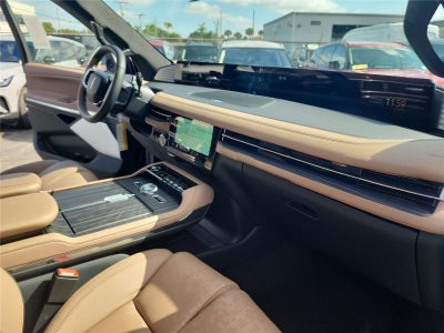 2025 Lincoln Navigator L