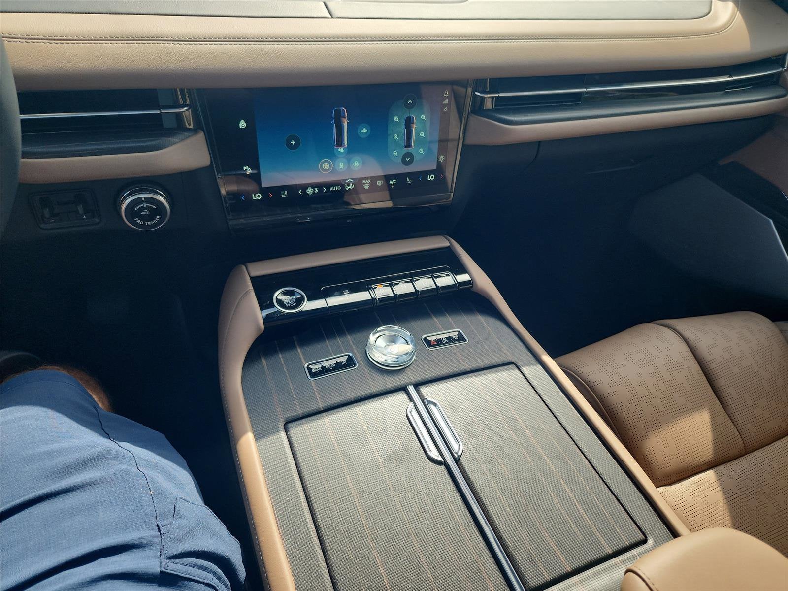 2025 Lincoln Navigator L