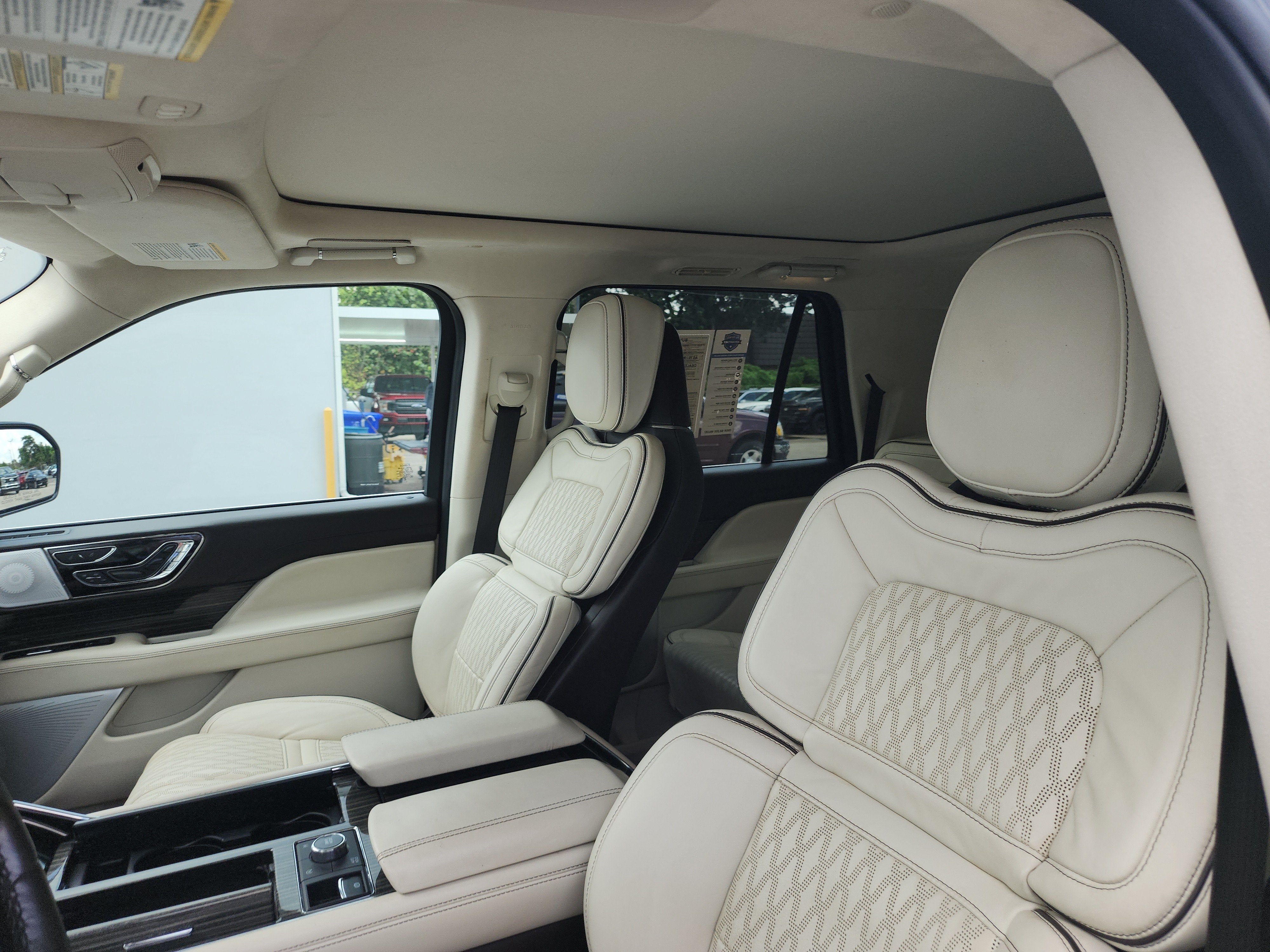 2024 Lincoln Navigator L Black Label