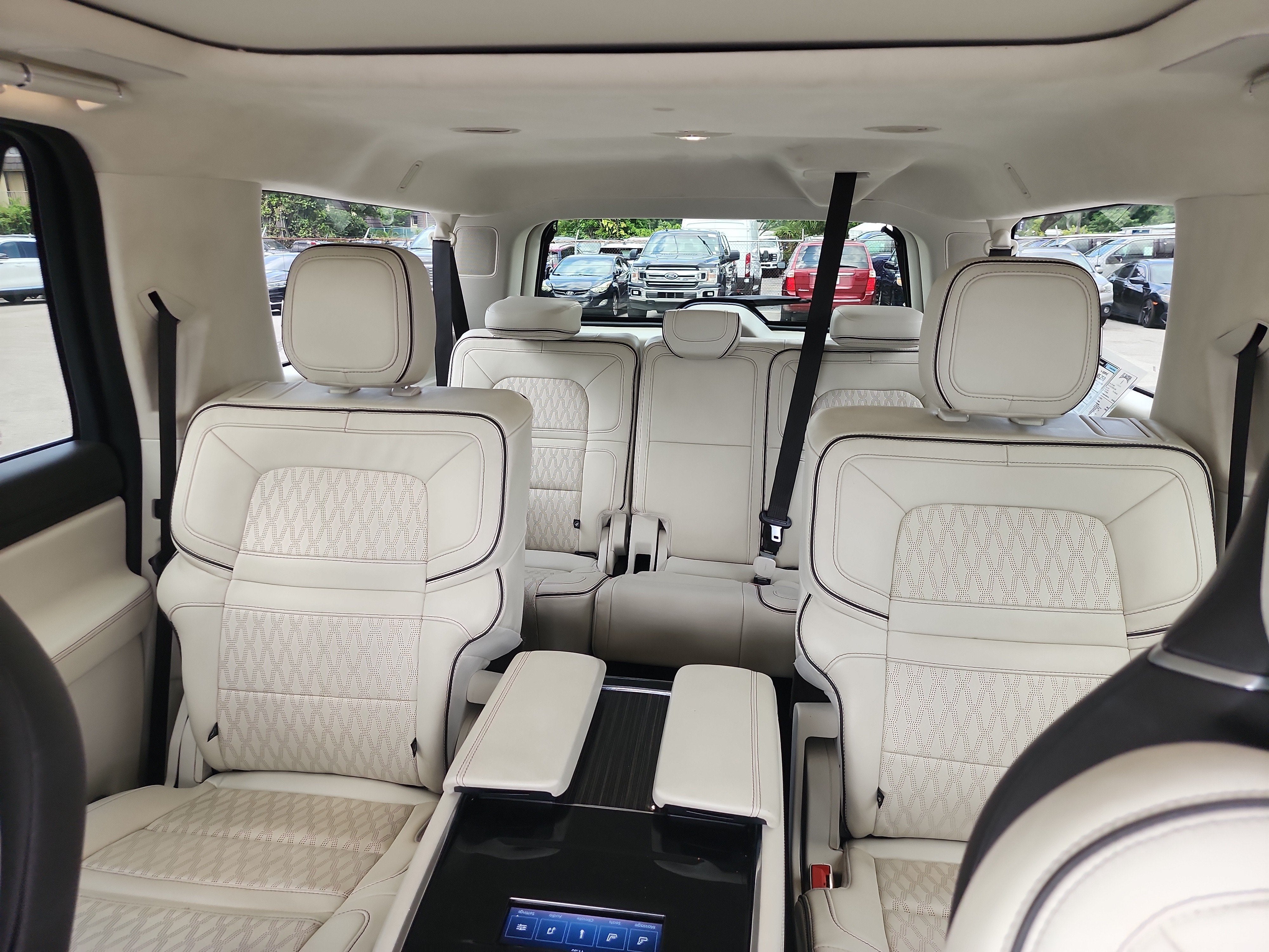 2024 Lincoln Navigator L Black Label