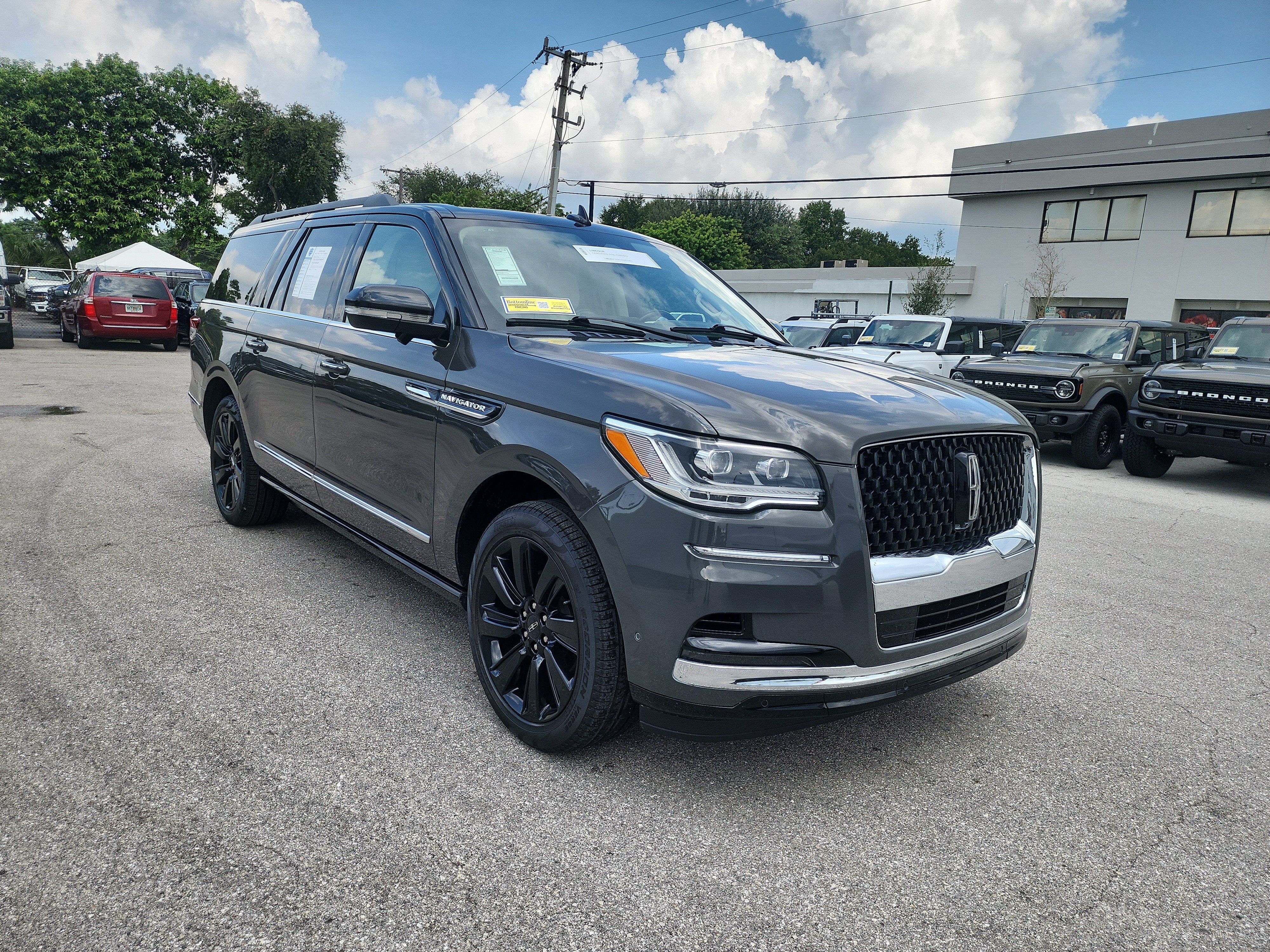 2024 Lincoln Navigator L Black Label